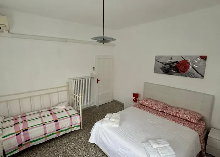 Vivi Aguilera Apartament